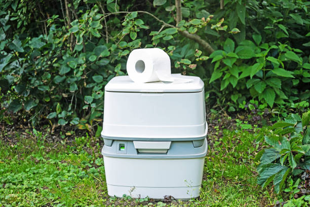 Best Portable restroom trailer rental  in Oak Grove, TN